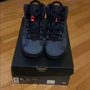 Air Jordon 6 Retro (Girls)